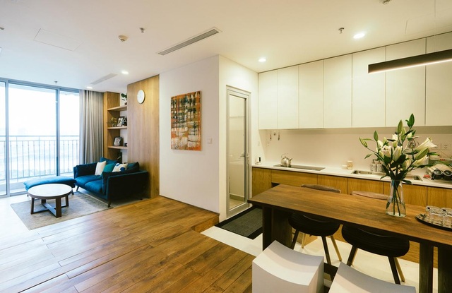 Chi 950 triệu đồng, vợ chồng ở Sài Gòn “biến” nhà 75m2 như rộng ra gấp đôi - 2 Chi 950 triệu đồng, vợ chồng ở Sài Gòn “biến” nhà 75m2 như rộng ra gấp đôi - 2