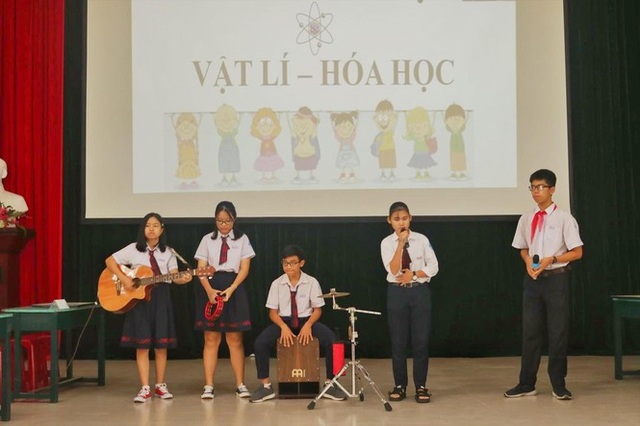 Thần đồng Toán, lập trình viên nhí tham gia Đại hội Cháu ngoan Bác Hồ - 1 Thần đồng Toán, lập trình viên nhí tham gia Đại hội Cháu ngoan Bác Hồ - 1