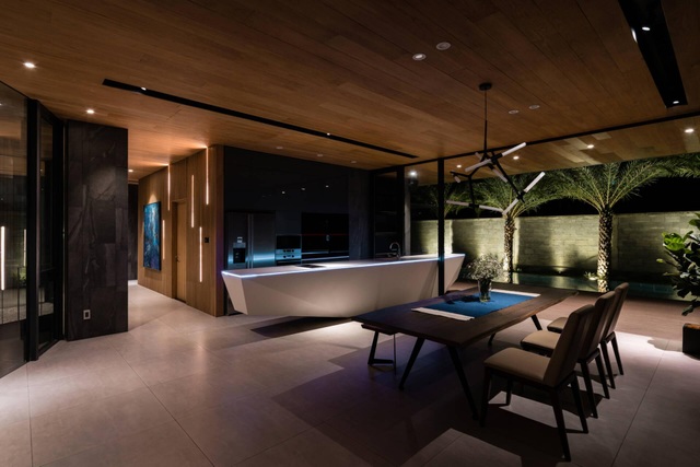 Biệt thự hơn 1.000 m2 chứa cả bộ sưu tập siêu xe “khủng” ở Sài Gòn - 12