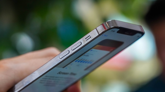 Trải nghiệm iPhone 12 Pro tại Việt Nam, giá từ 31 triệu đồng - 9 Trải nghiệm iPhone 12 Pro tại Việt Nam, giá từ 31 triệu đồng - 9