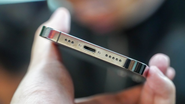 Trải nghiệm iPhone 12 Pro tại Việt Nam, giá từ 31 triệu đồng - 7