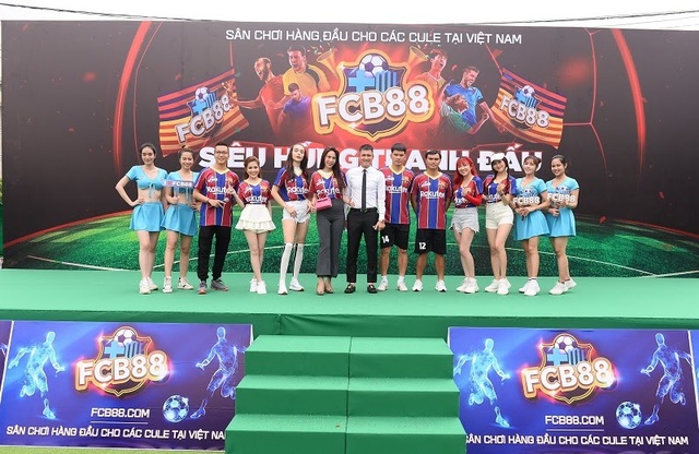 Nhìn lại trận cầu nảy lửa giữa FC Barca và MU Việt Nam, hứa hẹn đêm chung kết làm ‘nức lòng’ người hâm mộ - 5