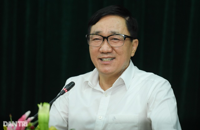 Thứ trưởng Lê Văn Thanh: “Nới” điều kiện để doanh nghiệp vay vốn trả lương - 4 Thứ trưởng Lê Văn Thanh: “Nới” điều kiện để doanh nghiệp vay vốn trả lương - 4