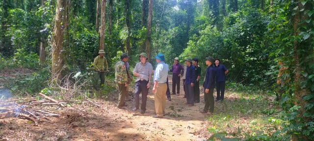 Bodies of two jungles found washed away by floods - 1