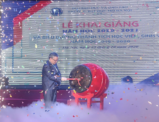 Đại học Mở Hà Nội khai giảng trực tuyến ở điểm cầu quốc tế và trong nước - 2 Đại học Mở Hà Nội khai giảng trực tuyến ở điểm cầu quốc tế và trong nước - 2