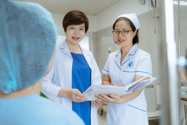 Cho tinh trùng ngủ đông để bảo vệ cơ hội làm bố của bệnh nhân ung thư - 2 Cho tinh trùng ngủ đông để bảo vệ cơ hội làm bố của bệnh nhân ung thư - 2