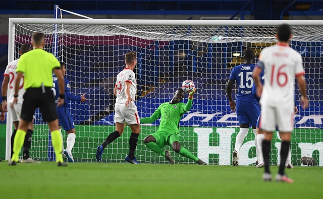 Đại chiến Man Utd - Chelsea: Cẩn thận vì những “liều thuốc mê”! - 2 Đại chiến Man Utd - Chelsea: Cẩn thận vì những “liều thuốc mê”! - 2