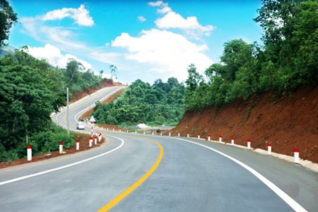 Cần 24.000 tỷ đồng thông toàn tuyến đường Hồ Chí Minh từ Pác Bó đến Cà Mau - 1 Cần 24.000 tỷ đồng thông toàn tuyến đường Hồ Chí Minh từ Pác Bó đến Cà Mau - 1