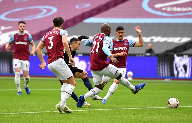 Man City bị West Ham cầm chân tại Olympic - 3 Man City bị West Ham cầm chân tại Olympic - 3