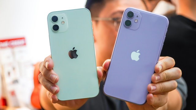 So sánh iPhone 12 và iPhone 11: Có đáng để nâng cấp? | Báo Dân trí