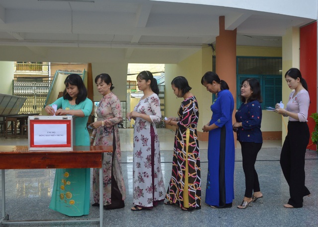Giáo viên, học sinh Sóc Trăng tiếp tục hướng về đồng bào miền Trung - 1 Giáo viên, học sinh Sóc Trăng tiếp tục hướng về đồng bào miền Trung - 1