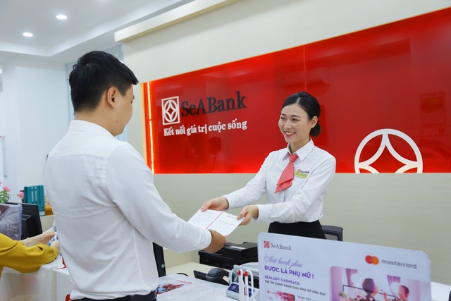 Ngân hàng đón đầu Cách mạng công nghiệp 4.0 - 1 Ngân hàng đón đầu Cách mạng công nghiệp 4.0 - 1