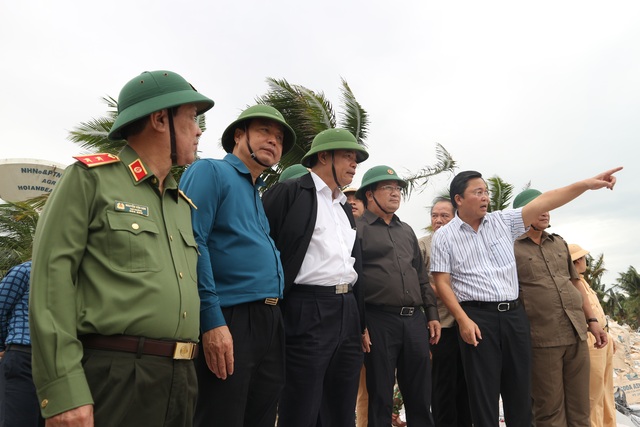 Thừa Thiên Huế cảnh báo người dân không ra khỏi nhà trong suốt 21 tiếng - 8 Thừa Thiên Huế cảnh báo người dân không ra khỏi nhà trong suốt 21 tiếng - 8