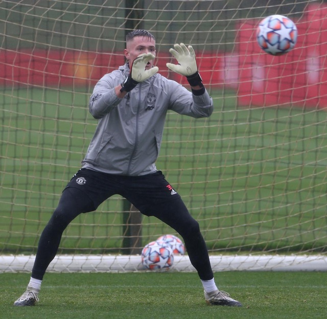 Dàn “hùng binh” của Man Utd “luyện công”, sẵn sàng đón RB Leipzig - 8 Dàn “hùng binh” của Man Utd “luyện công”, sẵn sàng đón RB Leipzig - 8