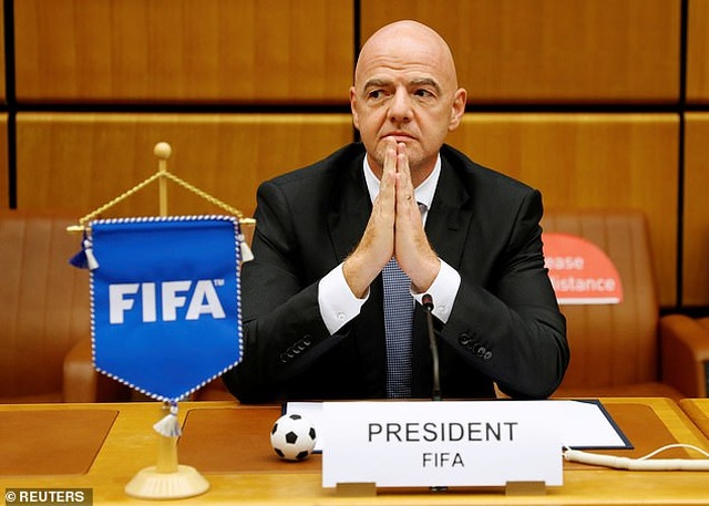 Chủ tịch FIFA nhiễm Covid-19 - 1 Chủ tịch FIFA nhiễm Covid-19 - 1