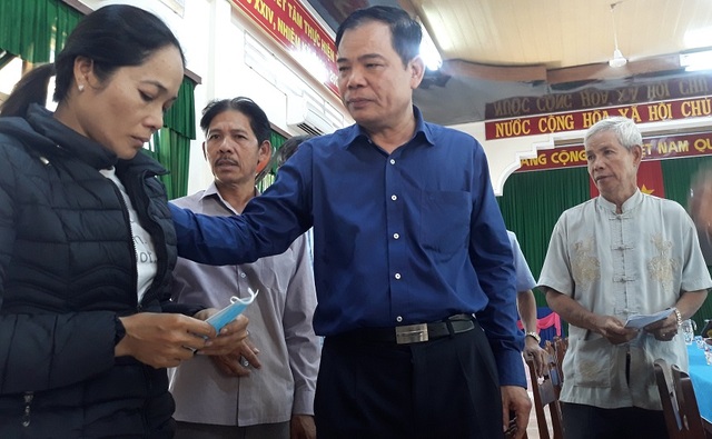 Vụ 26 ngư dân mất tích: Bão đi rồi sao anh chưa về!? - 4 Vụ 26 ngư dân mất tích: Bão đi rồi sao anh chưa về!? - 4