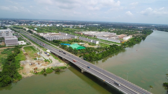 Bất động sản Long An: Cơ hội lớn cho nhà đầu tư dài hạn - 1 Bất động sản Long An: Cơ hội lớn cho nhà đầu tư dài hạn - 1