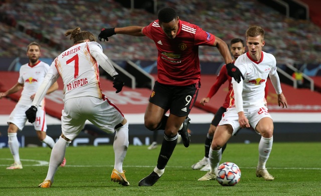 Những khoảnh khắc chiến thắng tưng bừng của Man Utd trước RB Leipzig - 17 Những khoảnh khắc chiến thắng tưng bừng của Man Utd trước RB Leipzig - 17
