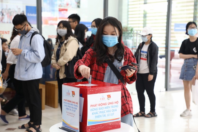3 trường đại học tại TPHCM giảm học phí cho sinh viên vùng bị bão lũ - 1 3 trường đại học tại TPHCM giảm học phí cho sinh viên vùng bị bão lũ - 1