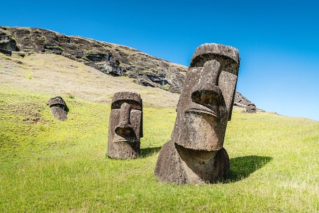 Lý giải vị trí đặt tượng “moai” bí ẩn trên đảo Phục Sinh | Báo Dân trí