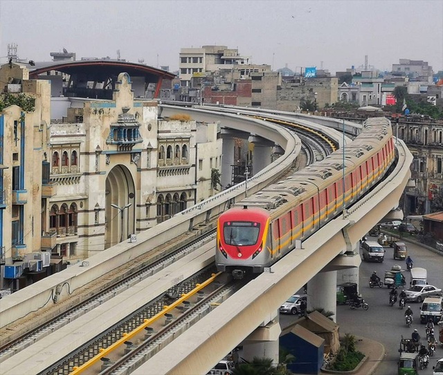 Tuyến Metro đầu tiên của Pakistan do Trung Quốc đầu tư chính thức lăn bánh - 1 Tuyến Metro đầu tiên của Pakistan do Trung Quốc đầu tư chính thức lăn bánh - 1