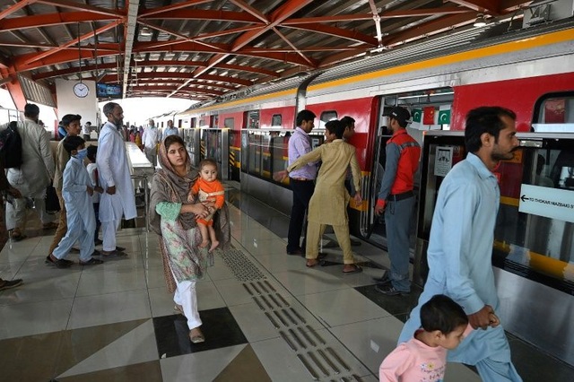 Tuyến Metro đầu tiên của Pakistan do Trung Quốc đầu tư chính thức lăn bánh - 2 Tuyến Metro đầu tiên của Pakistan do Trung Quốc đầu tư chính thức lăn bánh - 2