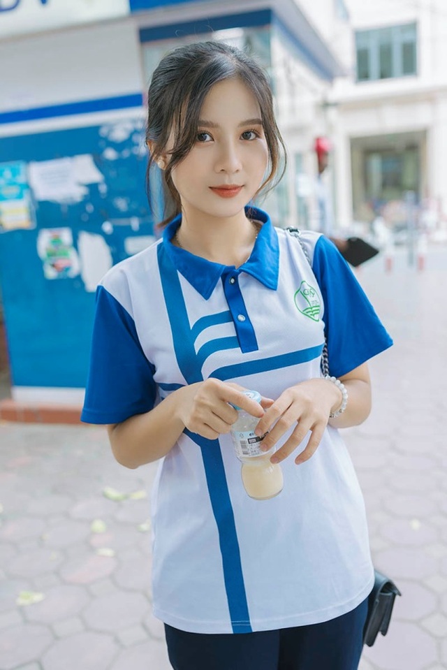 Nhan sắc thăng hạng của “hot girl mùa thi” nổi tiếng một năm trước - 6 Nhan sắc thăng hạng của “hot girl mùa thi” nổi tiếng một năm trước - 6