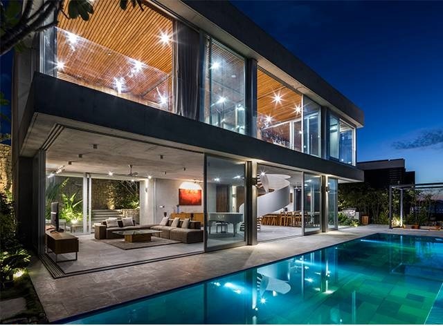 Biệt thự đá độc đáo ở Nha Trang có ban công ẩn hiện tùy thích - 5 Biệt thự đá độc đáo ở Nha Trang có ban công ẩn hiện tùy thích - 5