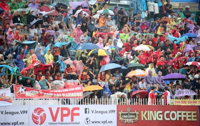 The joy of football Binh Dinh returns to the V-League - 7