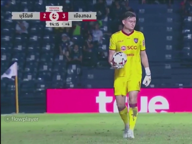 Văn Lâm và Muangthong thắng nghẹt thở đội bóng của thầy cũ - 3 Văn Lâm và Muangthong thắng nghẹt thở đội bóng của thầy cũ - 3