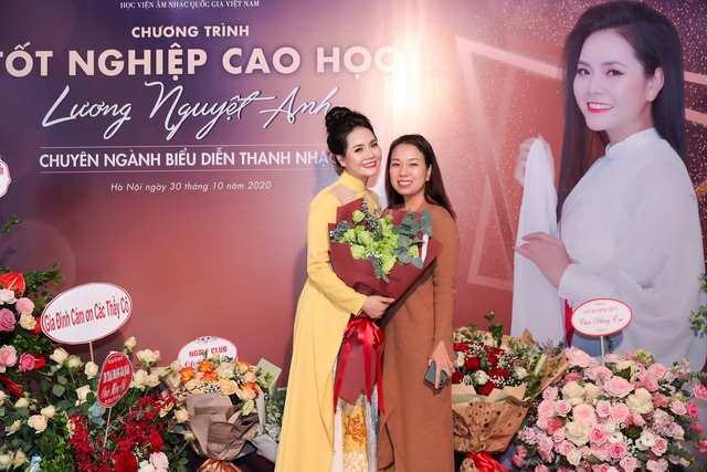 Lương Nguyệt Anh tốt nghiệp cao học với số điểm tuyệt đối - 6 Lương Nguyệt Anh tốt nghiệp cao học với số điểm tuyệt đối - 6