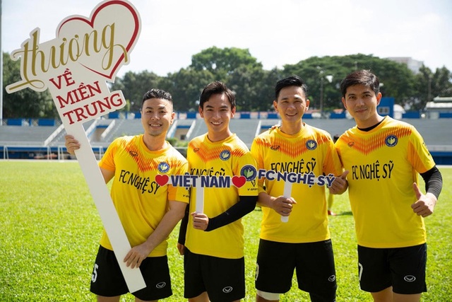 Hồ Đức Vĩnh hào hứng khi đá bóng cùng Tiến Linh, Tài Em - 5 Hồ Đức Vĩnh hào hứng khi đá bóng cùng Tiến Linh, Tài Em - 5