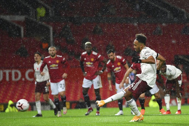 Man Utd 0-1 Arsenal: Penalty Paul Pogba - 1