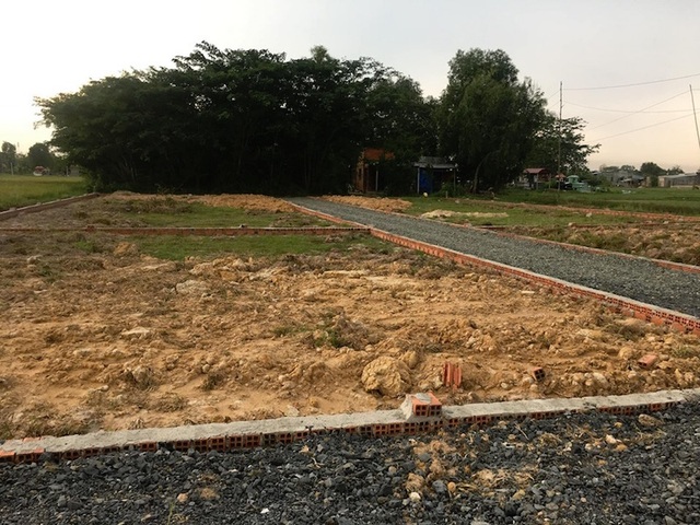 Thị trường bất động sản: Qua rồi thời lướt sóng và ít để ý đến pháp lý - 2 Thị trường bất động sản: Qua rồi thời lướt sóng và ít để ý đến pháp lý - 2