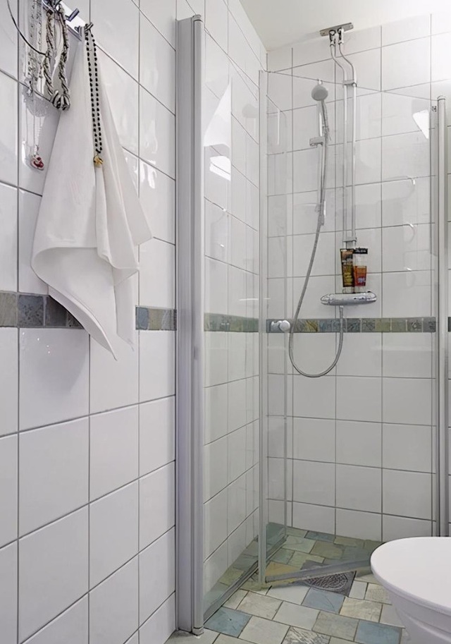 Cô gái sống độc thân trong căn phòng 30m2 nhưng tiện ích không ngờ - 8 Cô gái sống độc thân trong căn phòng 30m2 nhưng tiện ích không ngờ - 8