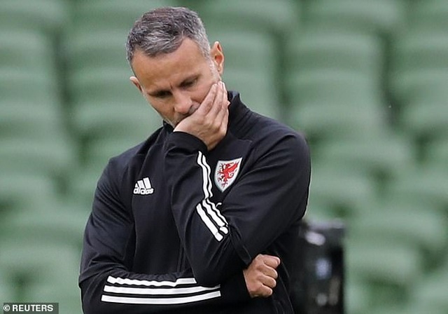 Hành hung bạn gái, Ryan Giggs bị cấm dẫn dắt đội tuyển Xứ Wales - 1 Hành hung bạn gái, Ryan Giggs bị cấm dẫn dắt đội tuyển Xứ Wales - 1