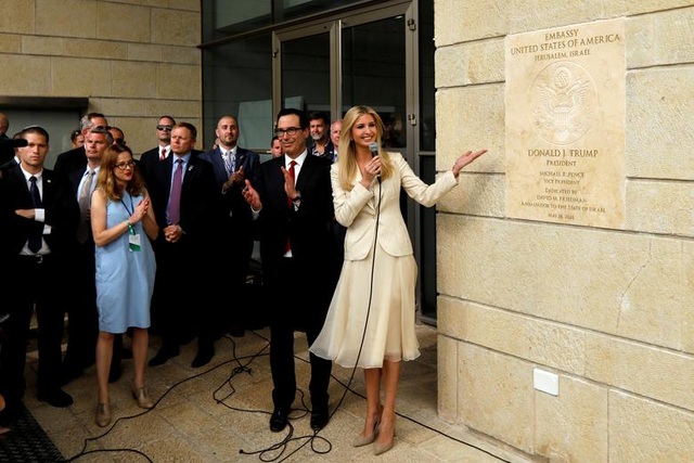 Nhiệm kỳ đầy sóng gió của Tổng thống Trump (1) - 15 Nhiệm kỳ đầy sóng gió của Tổng thống Trump (1) - 15