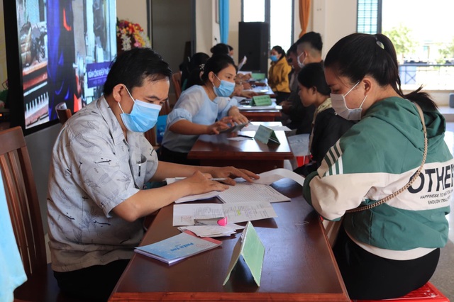 Gia Lai: “Đòn bẩy” giúp đẩy mạnh việc tuyển sinh ở vùng khó - 1 Gia Lai: “Đòn bẩy” giúp đẩy mạnh việc tuyển sinh ở vùng khó - 1