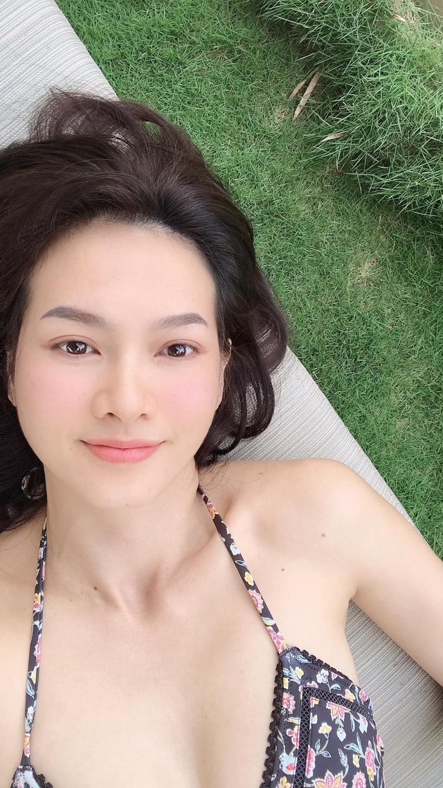 “Gái một con” Anh Thư diện bikini phô đường cong nóng bỏng - 5 “Gái một con” Anh Thư diện bikini phô đường cong nóng bỏng - 5