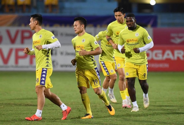 Hanoi FC 1-0 Saigon FC (1st half): Rimario opened the match - 9