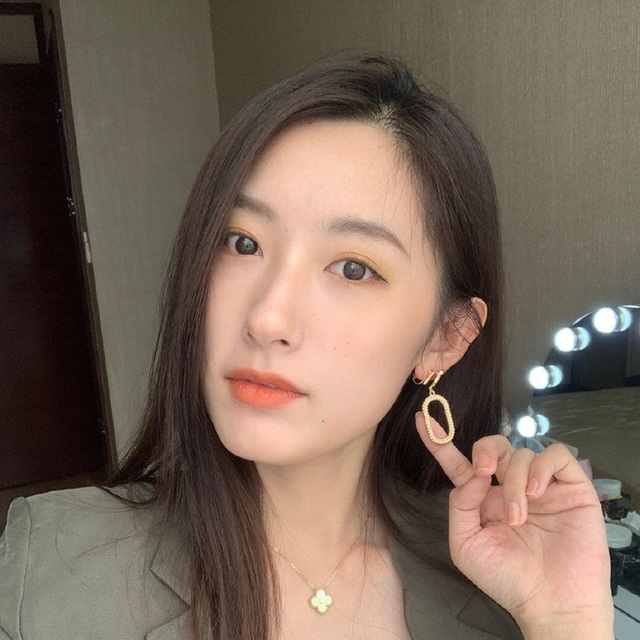 Cặp song sinh xinh đẹp nổi tiếng Trung Quốc tốt nghiệp Harvard giờ ra sao? - 9 Cặp song sinh xinh đẹp nổi tiếng Trung Quốc tốt nghiệp Harvard giờ ra sao? - 9