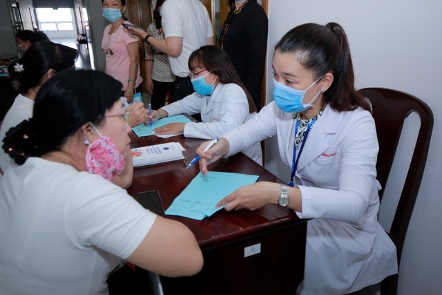 Ai cũng dễ bị thừa cholesterol trong cơ thể - 7 Ai cũng dễ bị thừa cholesterol trong cơ thể - 7