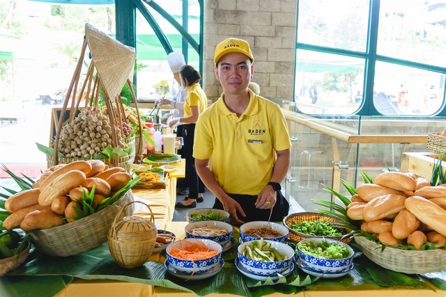 Xách ba lô lên và “ăn cả Tây Ninh” thôi - 4