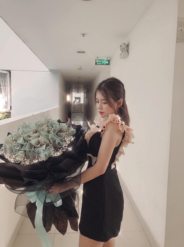 Thiếu nữ 22 tuổi sở hữu vóc dáng nóng bỏng, kiếm 70 triệu đồng/tháng - 2 Thiếu nữ 22 tuổi sở hữu vóc dáng nóng bỏng, kiếm 70 triệu đồng/tháng - 2