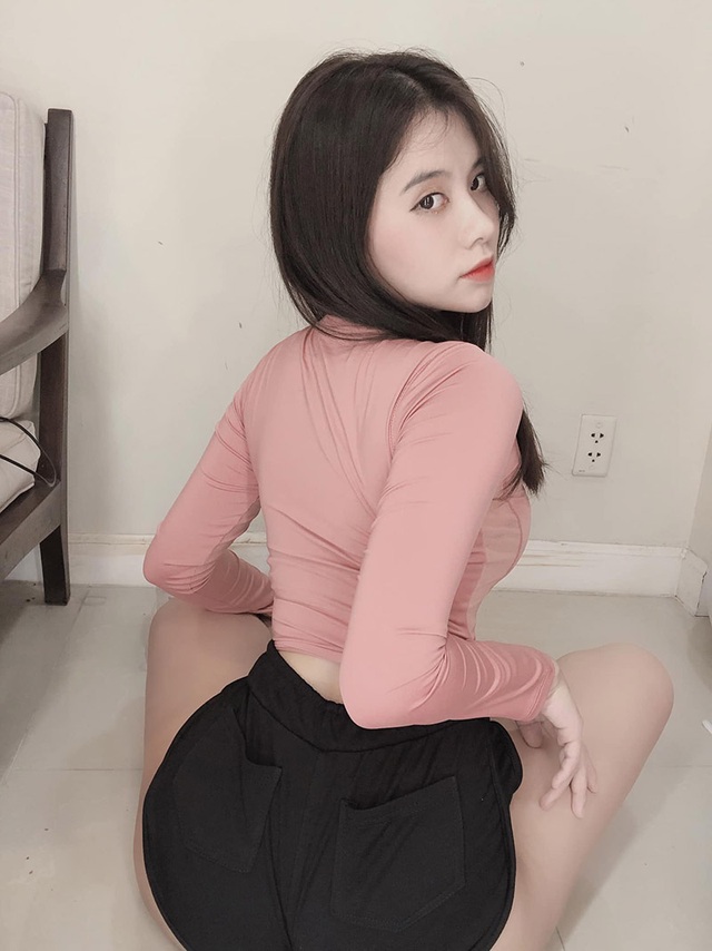 Thiếu nữ 22 tuổi sở hữu vóc dáng nóng bỏng, kiếm 70 triệu đồng/tháng - 8 Thiếu nữ 22 tuổi sở hữu vóc dáng nóng bỏng, kiếm 70 triệu đồng/tháng - 8
