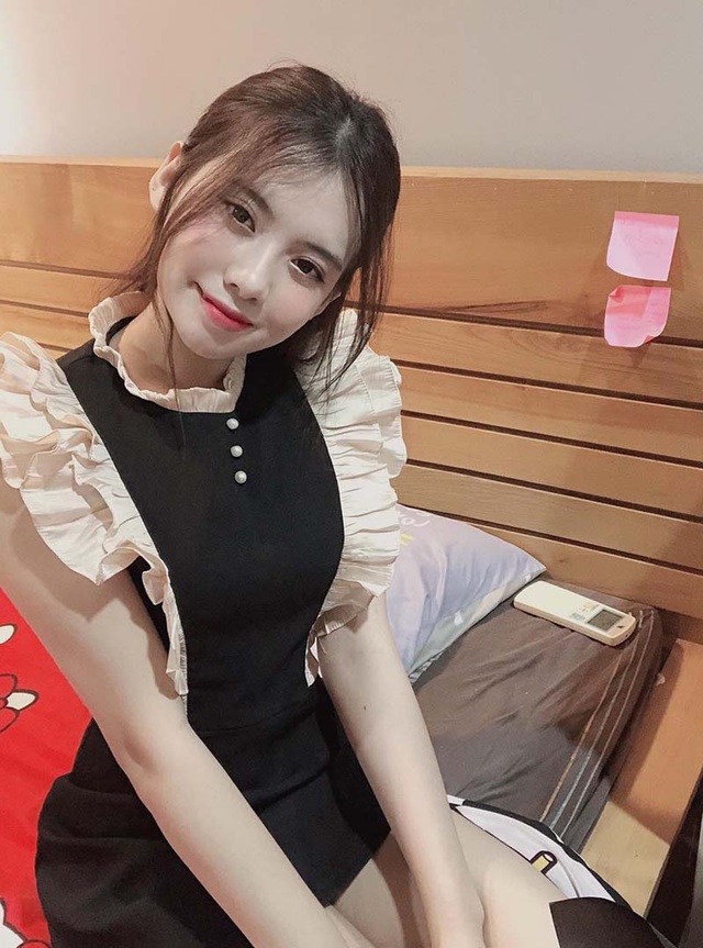 Thiếu nữ 22 tuổi sở hữu vóc dáng nóng bỏng, kiếm 70 triệu đồng/tháng - 10 Thiếu nữ 22 tuổi sở hữu vóc dáng nóng bỏng, kiếm 70 triệu đồng/tháng - 10