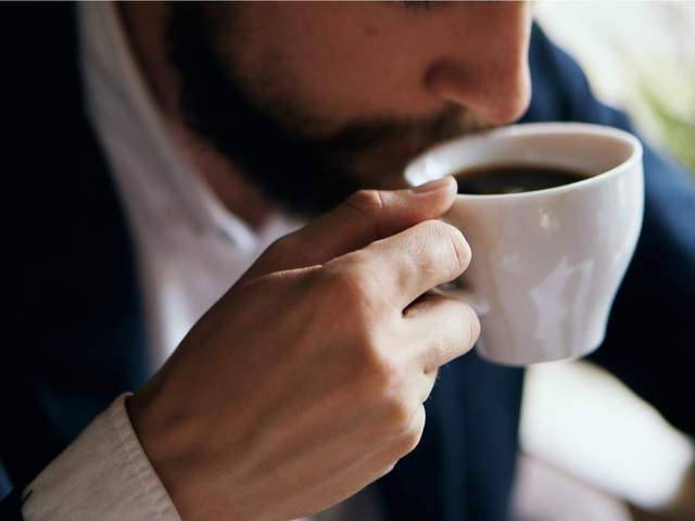 Người yêu cà phê đích thực sẽ thích uống cà phê trong tĩnh lặng - 2 Người yêu cà phê đích thực sẽ thích uống cà phê trong tĩnh lặng - 2