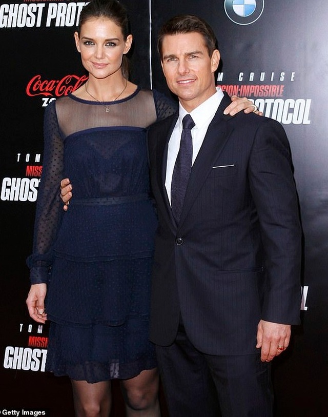Vợ cũ Tom Cruise rạng ngời hạnh phúc từ khi có bồ trẻ - 8 Vợ cũ Tom Cruise rạng ngời hạnh phúc từ khi có bồ trẻ - 8