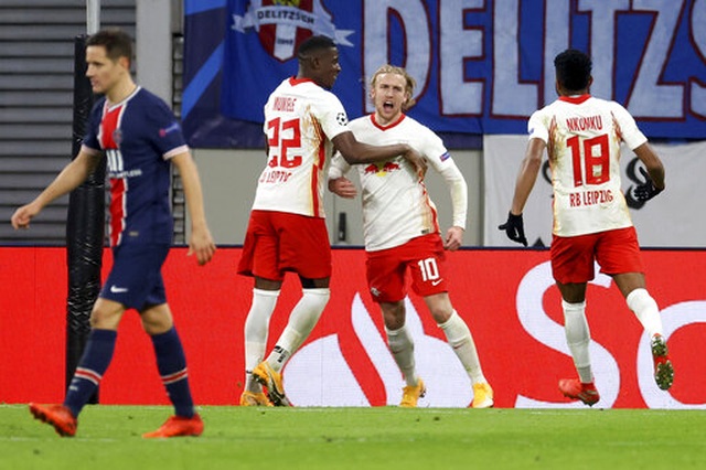 PSG bị đuổi hai người, thua ngược trước RB Leipzig - 2 PSG bị đuổi hai người, thua ngược trước RB Leipzig - 2