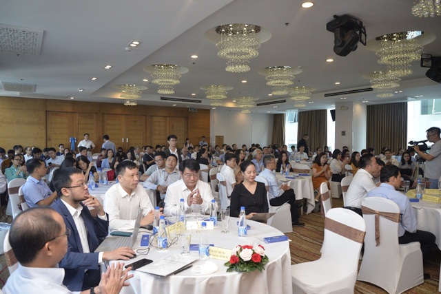 Báo chí cần liên kết đấu tranh để không bị ăn cắp thông tin - 3 Báo chí cần liên kết đấu tranh để không bị ăn cắp thông tin - 3